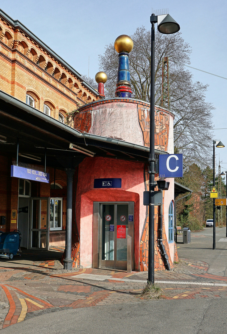 Hundertwasser Bahnhof