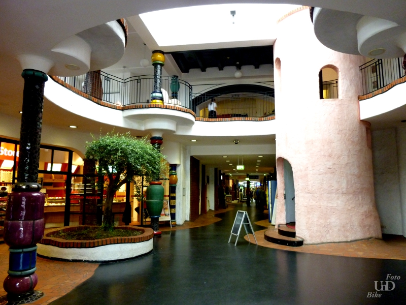 Hundertwasser Bahnhof II