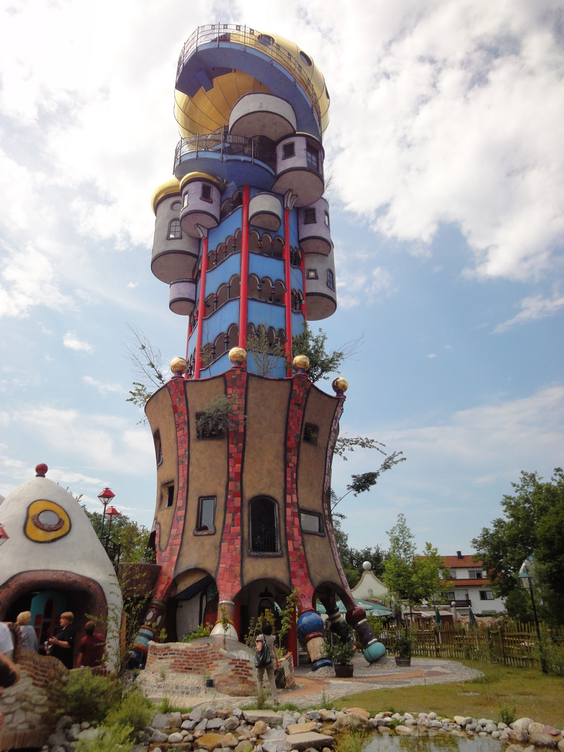 Hundertwasser Turm in Abensberg bei Kelheim