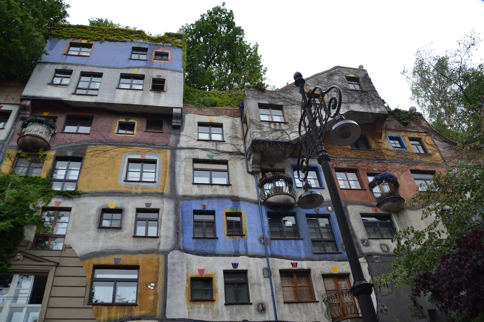 - hundertwasserhaus -