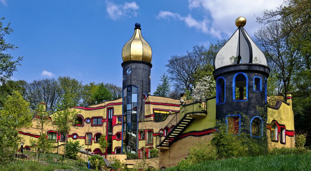 Hundertwasserhaus im Frühling