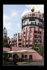 Hundertwasserhaus in Magdeburg IV