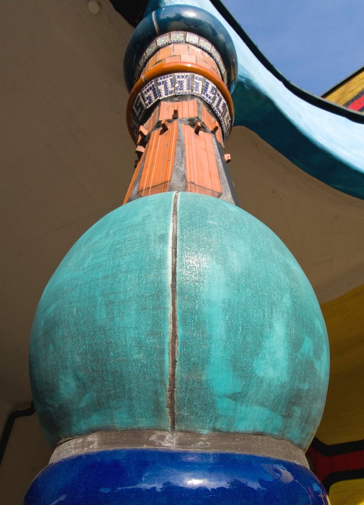 Hundertwassersäule