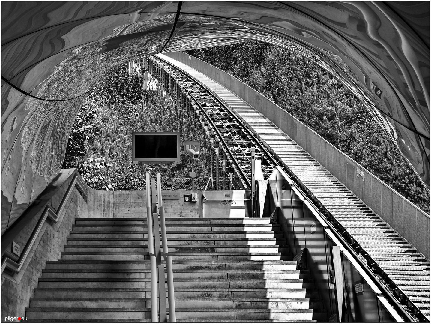 Hungerburgbahn, Station Alpenzoo