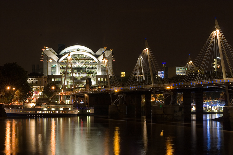 Hungerford Bridge