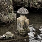 Hunzelmännchen Statue in japanischem Garten