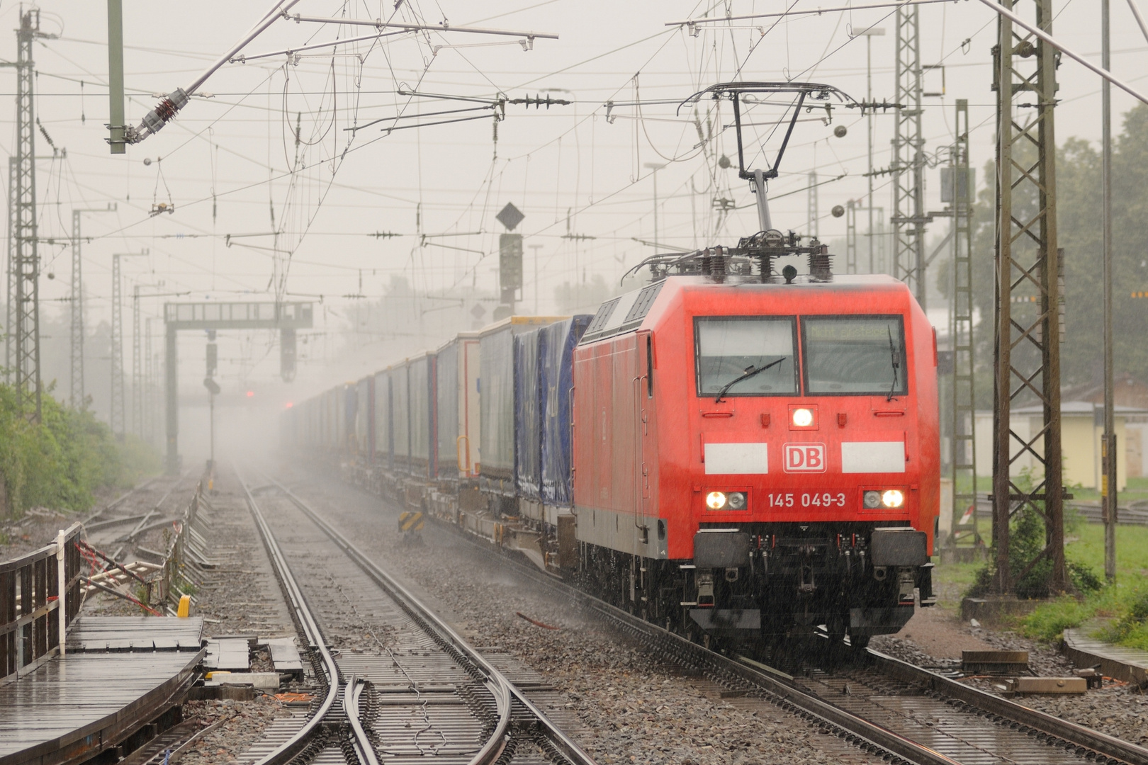 HUPAC-Shuttle im Hochsommer 2014