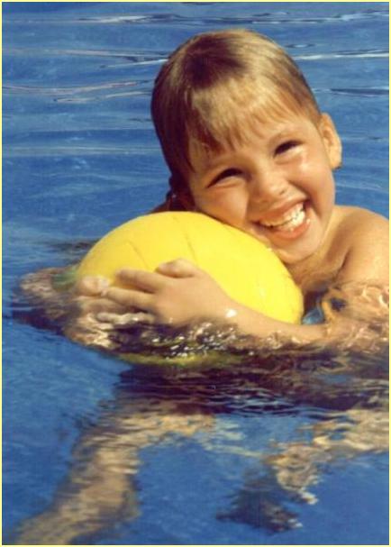 Hurra - ich kann jetzt schwimmen...