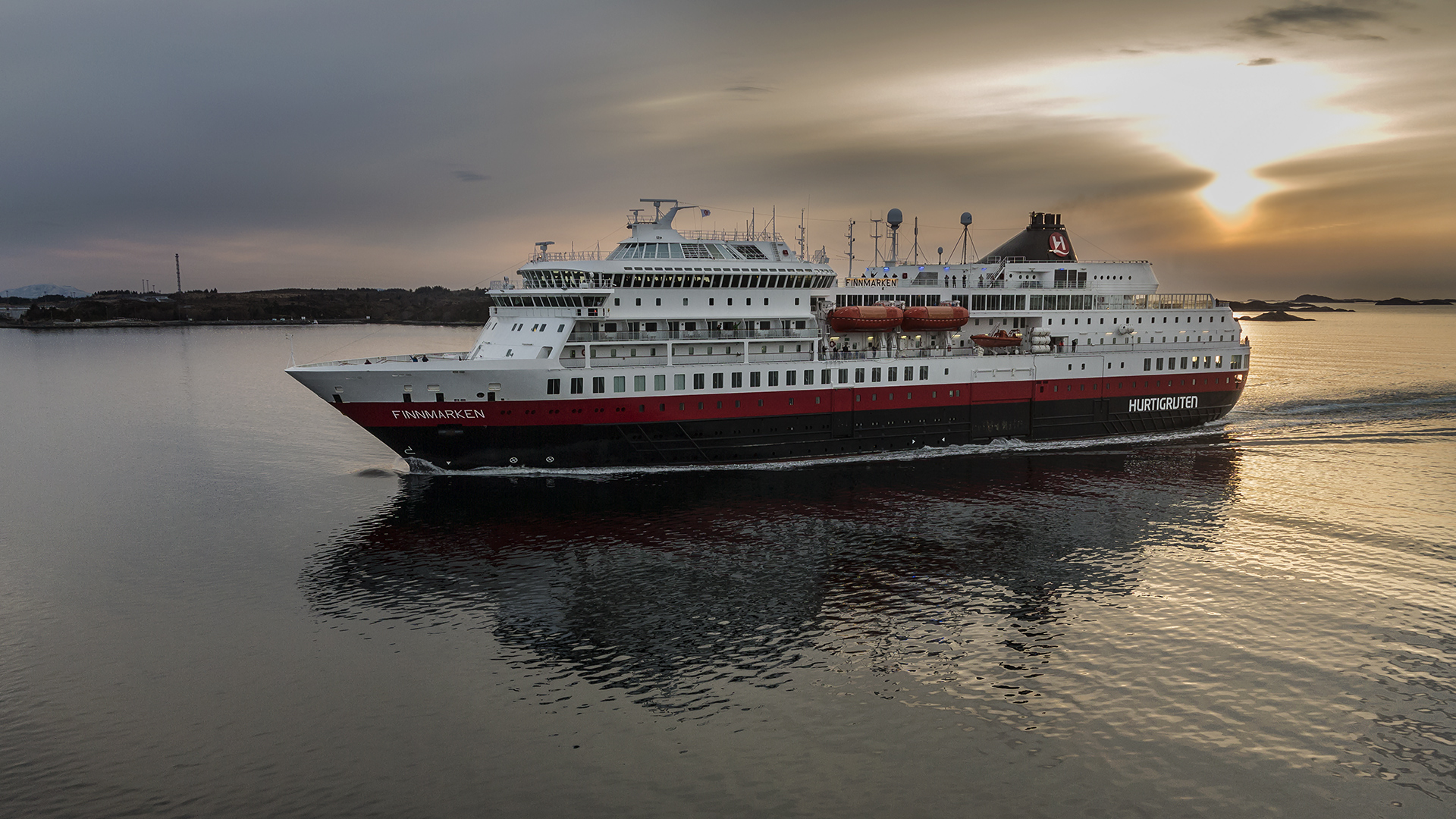 Hurtigschiff MS FINNMARKEN