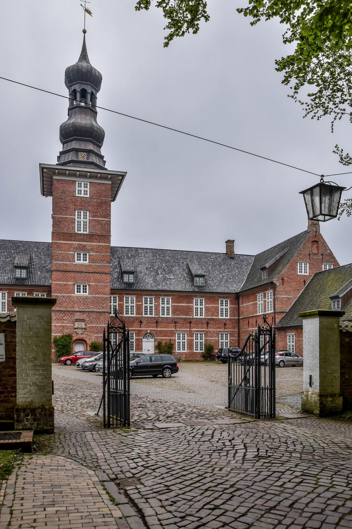 HUSUM (6)