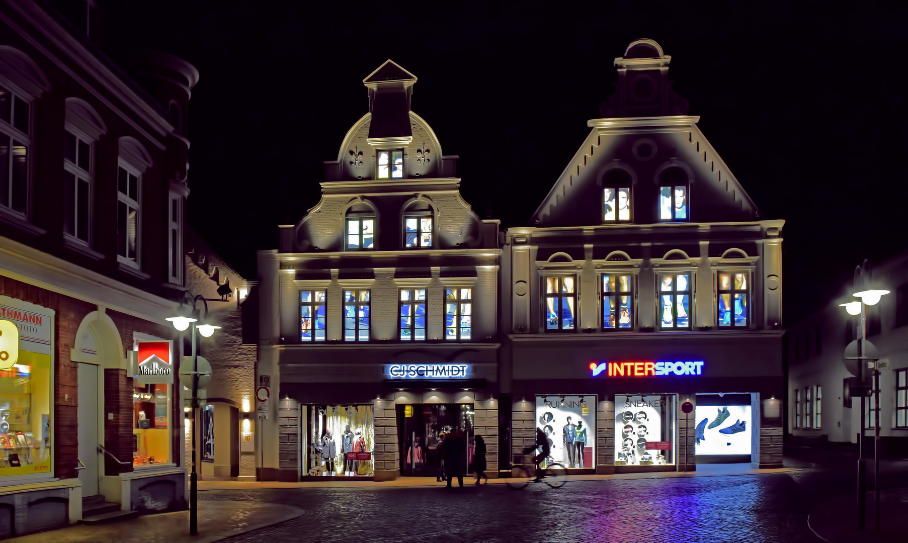  Husum bei Nacht