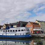 Husum - Hafen (2) - Foto ausgerichtet...