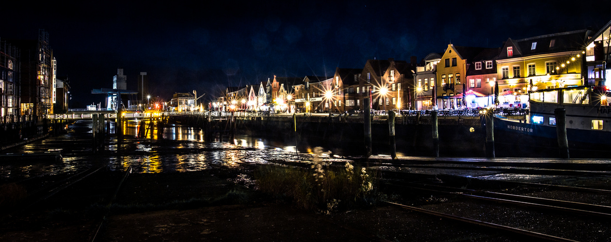 Husum, Hafen bei Nacht