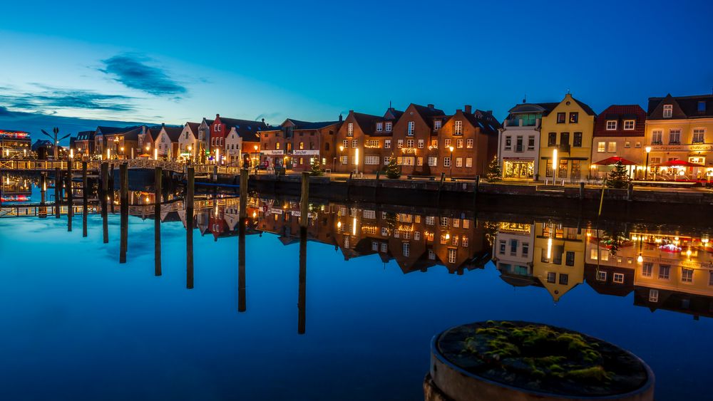 Husum zur blauen Stunde