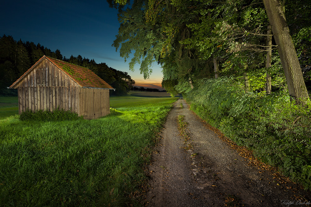 hut at sunset - lightpainting