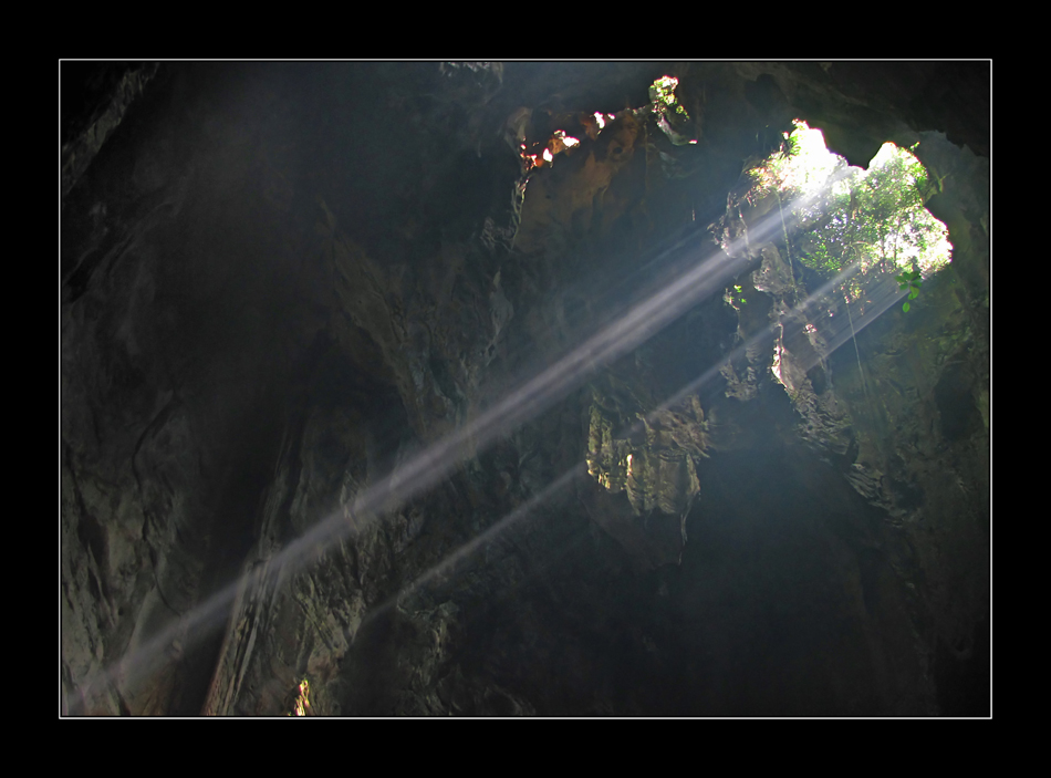 Huyen Khong Grotte