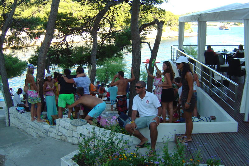 Hvar - Party People