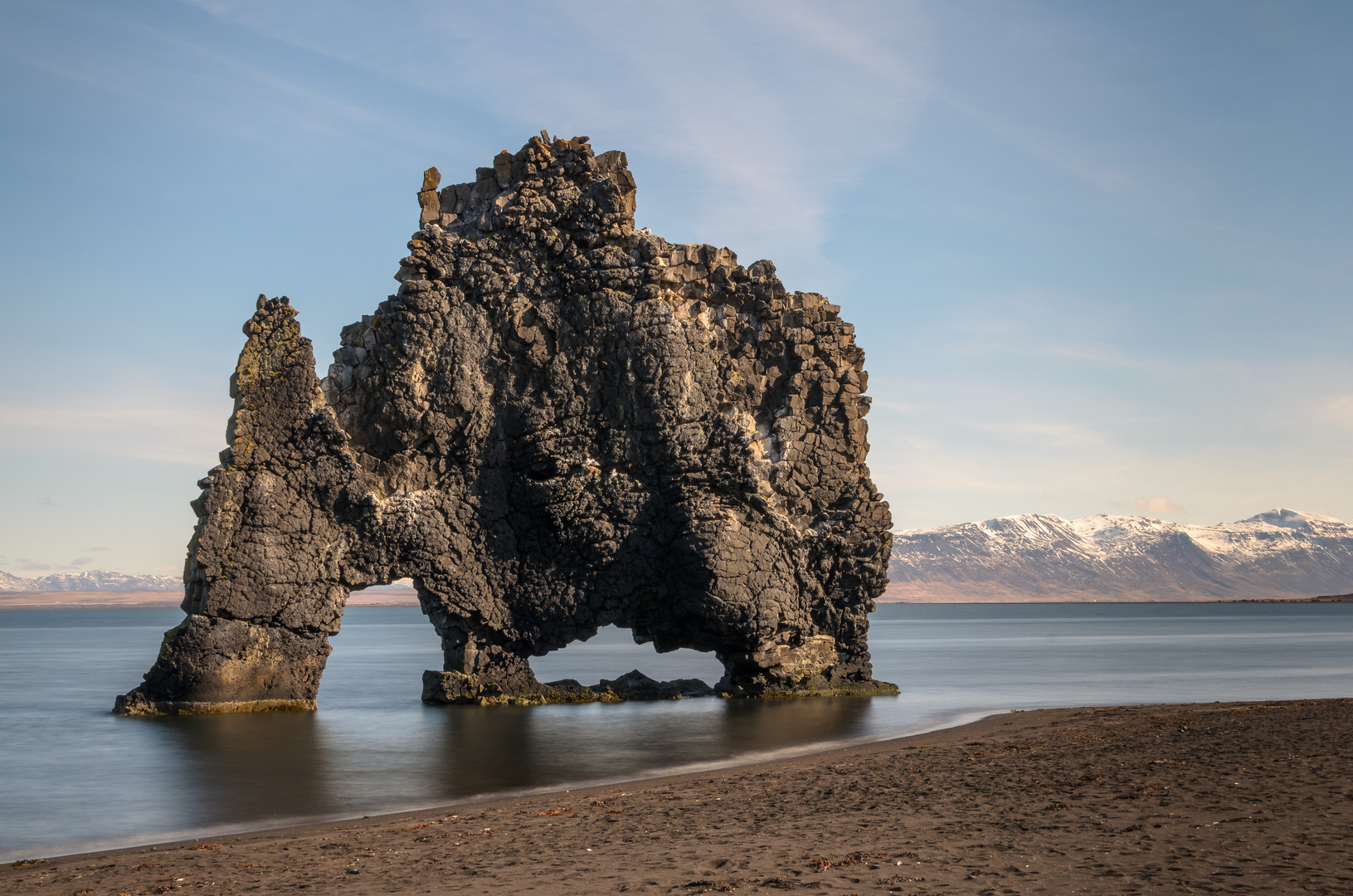 Hvítserkur, Island