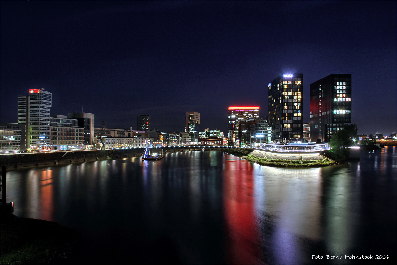 Hyatt im Medienhafen ....