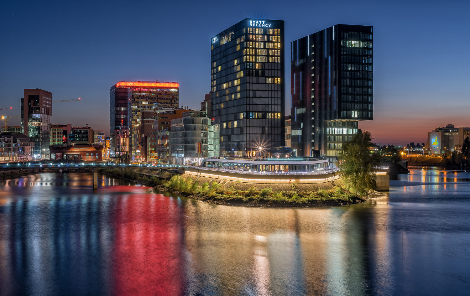 ° Hyatt im Medienhafen Düsseldorf °