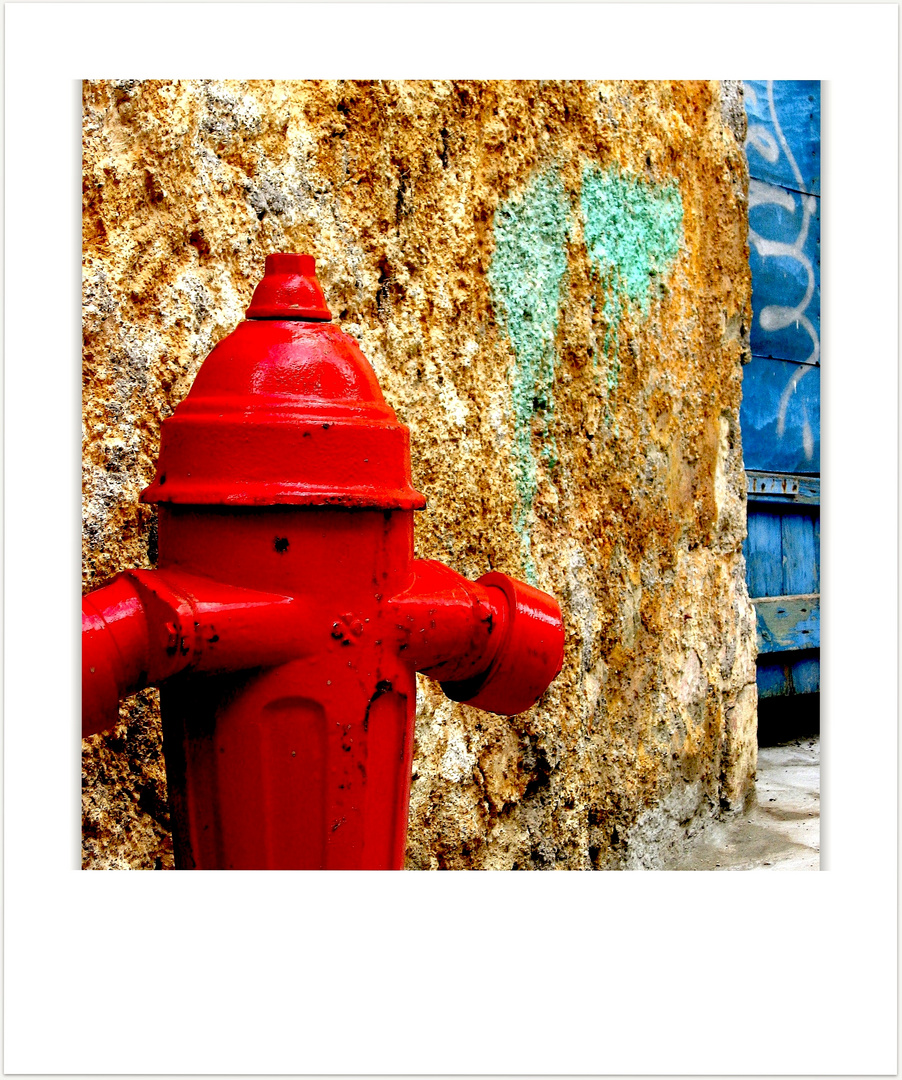 < Hydrant 