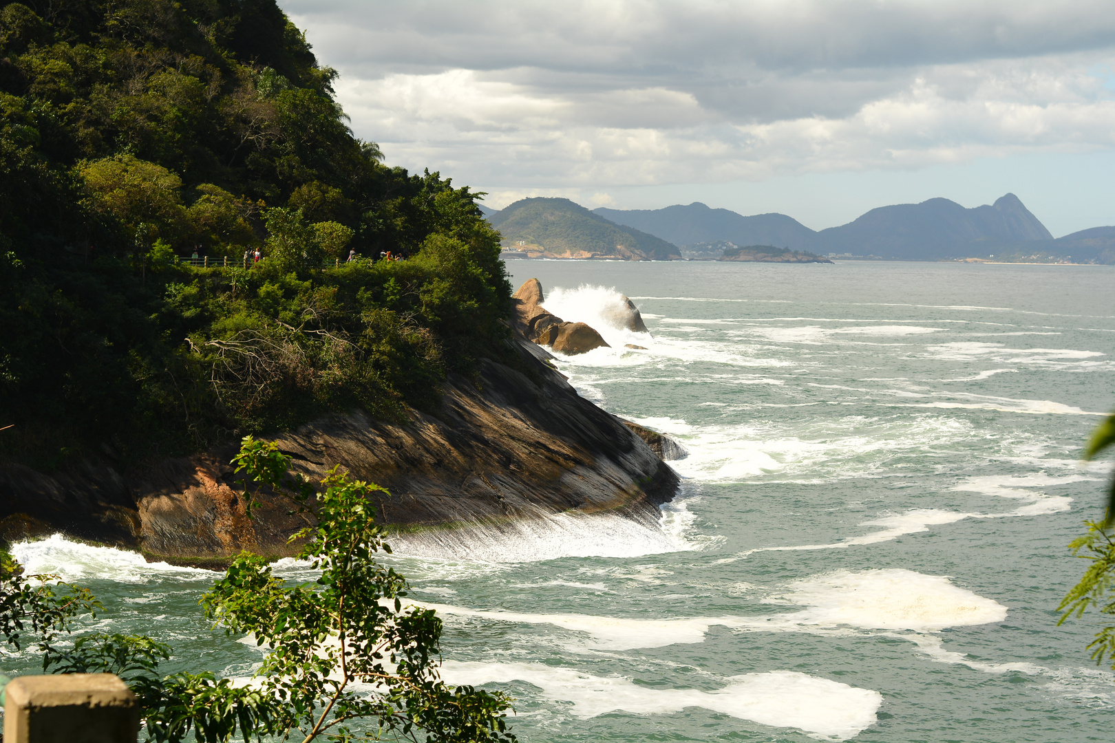 Hysterically acclaimed photo of Sugar Loaf mountain coastline, Rio de Janeiro