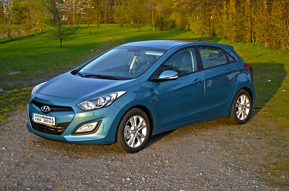 Hyundai i30 - 2012 - Intro Edition - Aqua Blue (HDR)