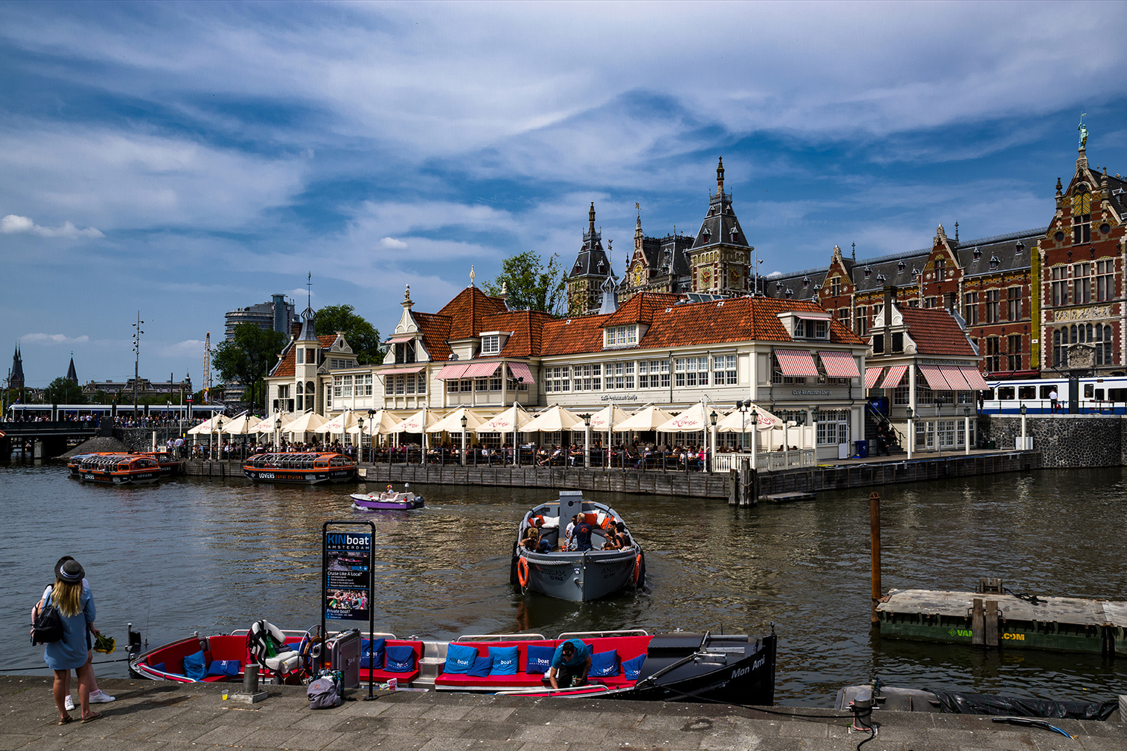 I amsterdam Visitor Centre