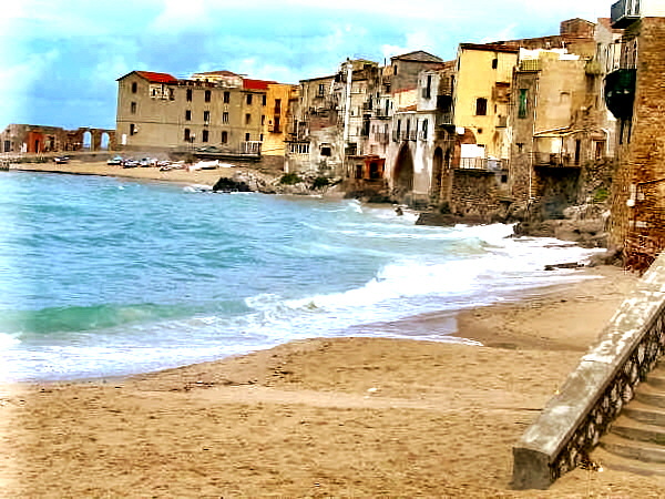 i colori caldi di Cefalù