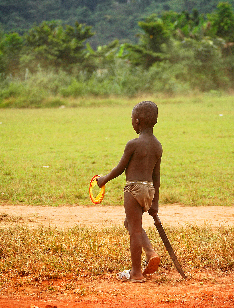 I finally got back my broken frisbee.