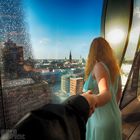 I Follow You: Elbphilharmonie (Blick aus dem Fenster)