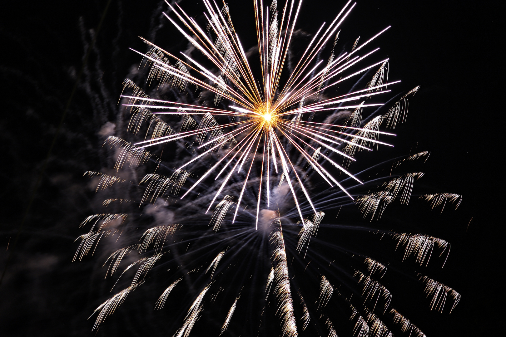 I fuochi di artificio dopo la festa