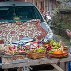 I Gusti Agung Made Oga blessings the offerings