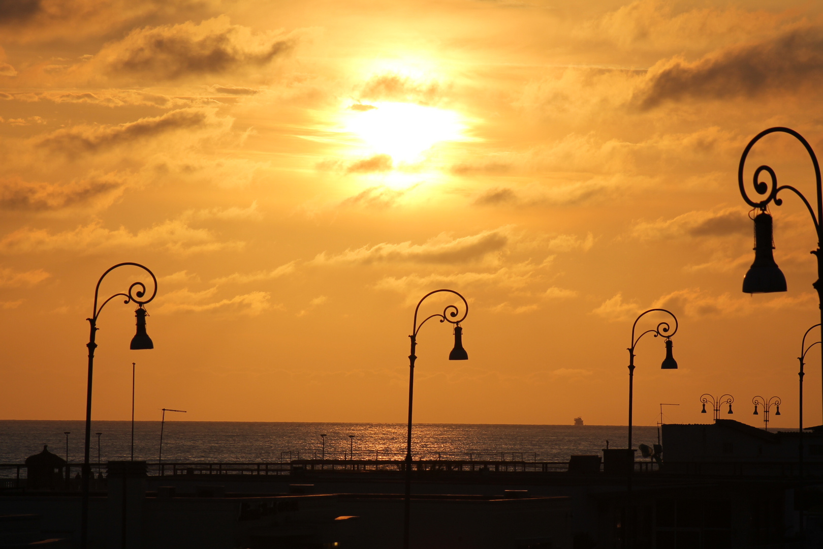 i lampioni di Ostia Lido