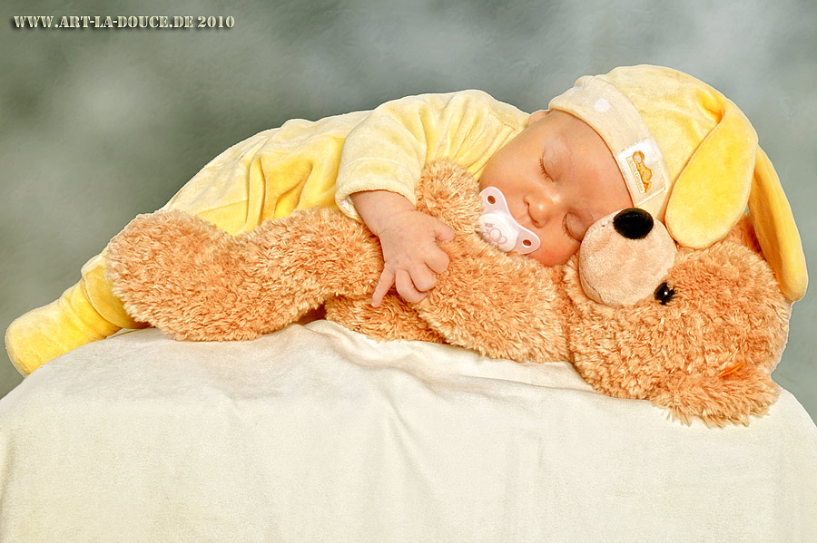 I love my teddy....