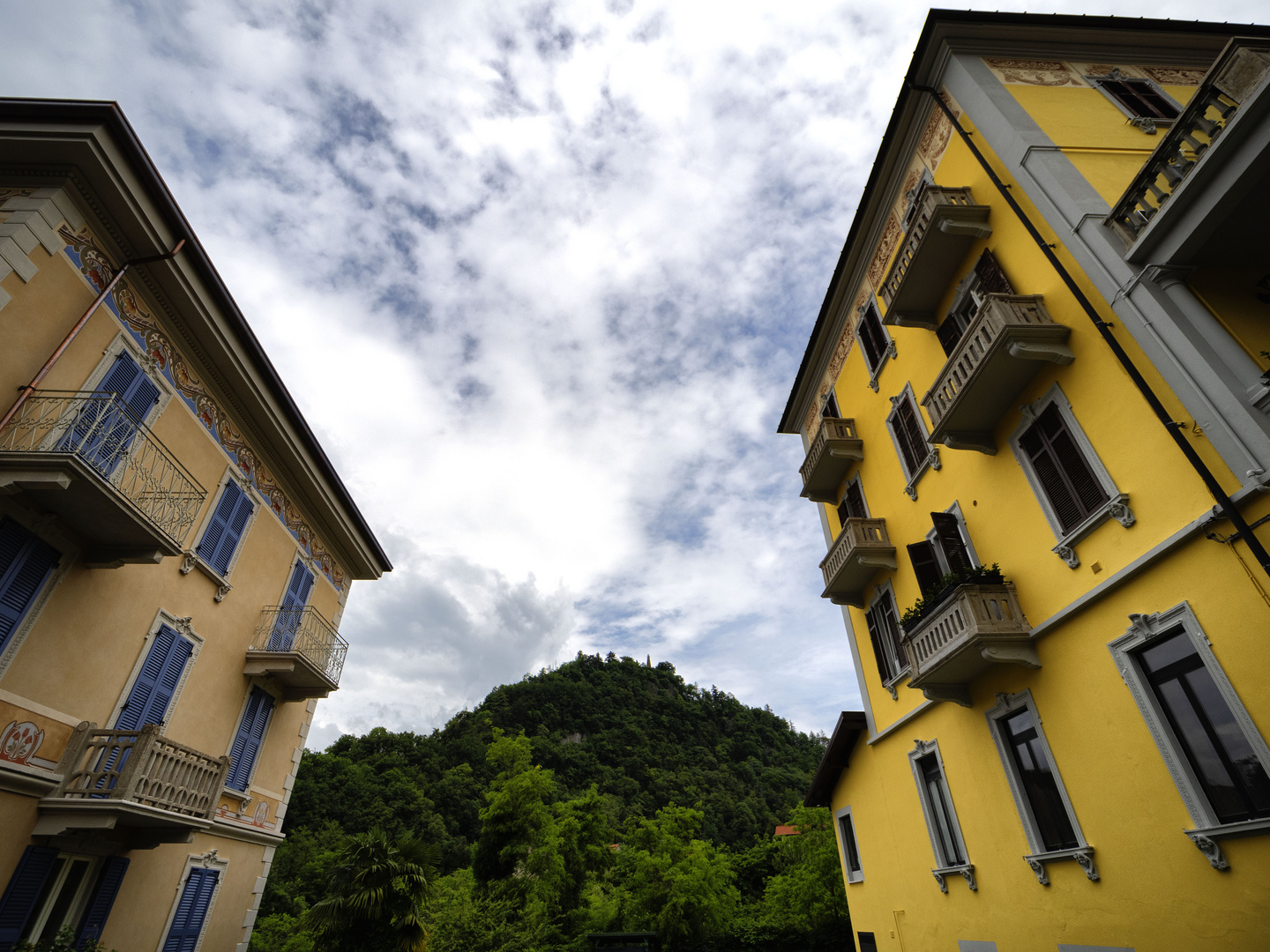 I palazzi di Caldè