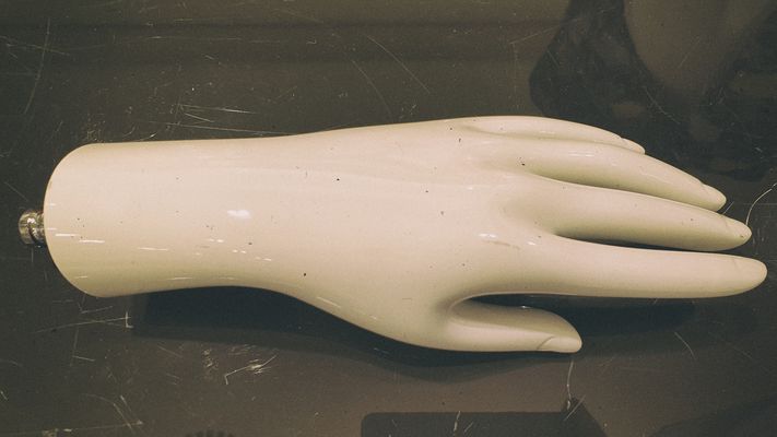 I wan't to hold your haaand... oh, sorry... shit