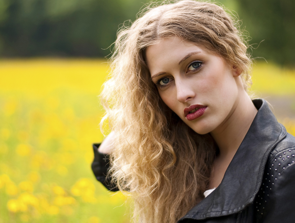 I Won T Let You Down Again Foto Bild Portrait Portrait Frauen Outdoor Bilder Auf Fotocommunity