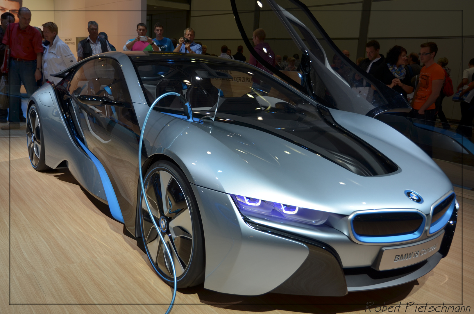 i8 concept - AMI 2012