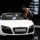 IAA 2009 - Der Dialog am Audi R8 Spyder