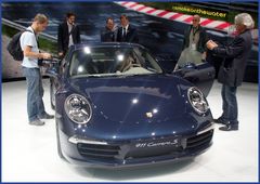 IAA 2011: Ein Porsche 911 Carrera S …