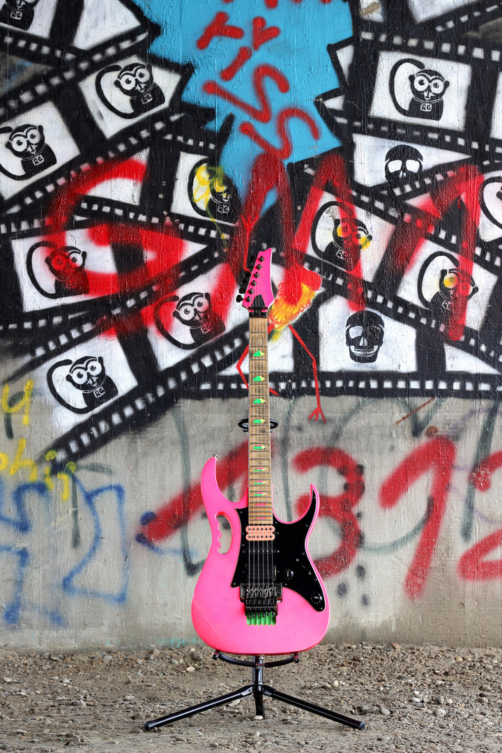 Ibanez JEM 777 Sk Shocking Pink