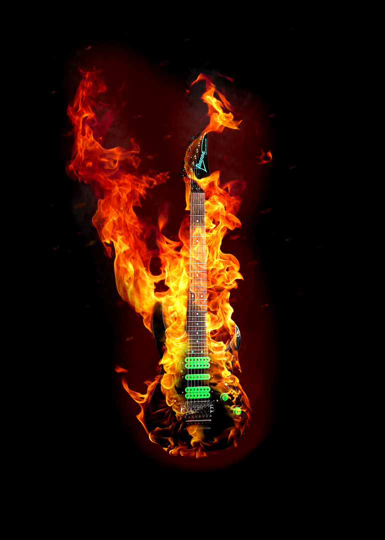 Ibanez Universe in Flammen