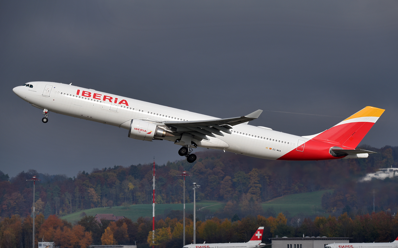 Iberia Airbus A330-300 EC-MAA 