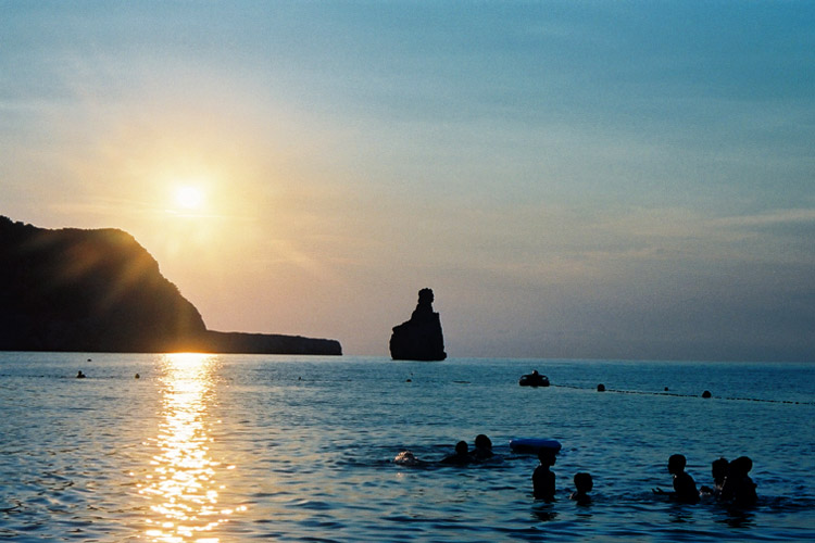 IBIZA Sommer 2002: Cala Benirràs (1)