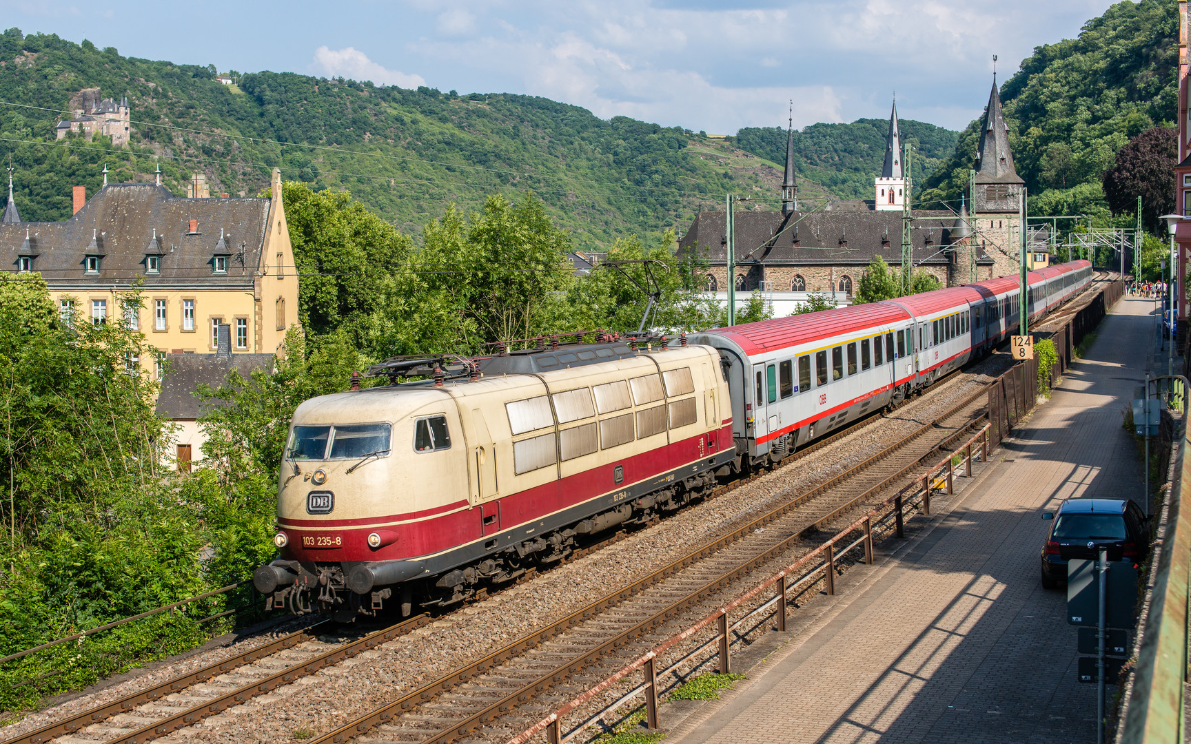 IC 118 in St. Goar