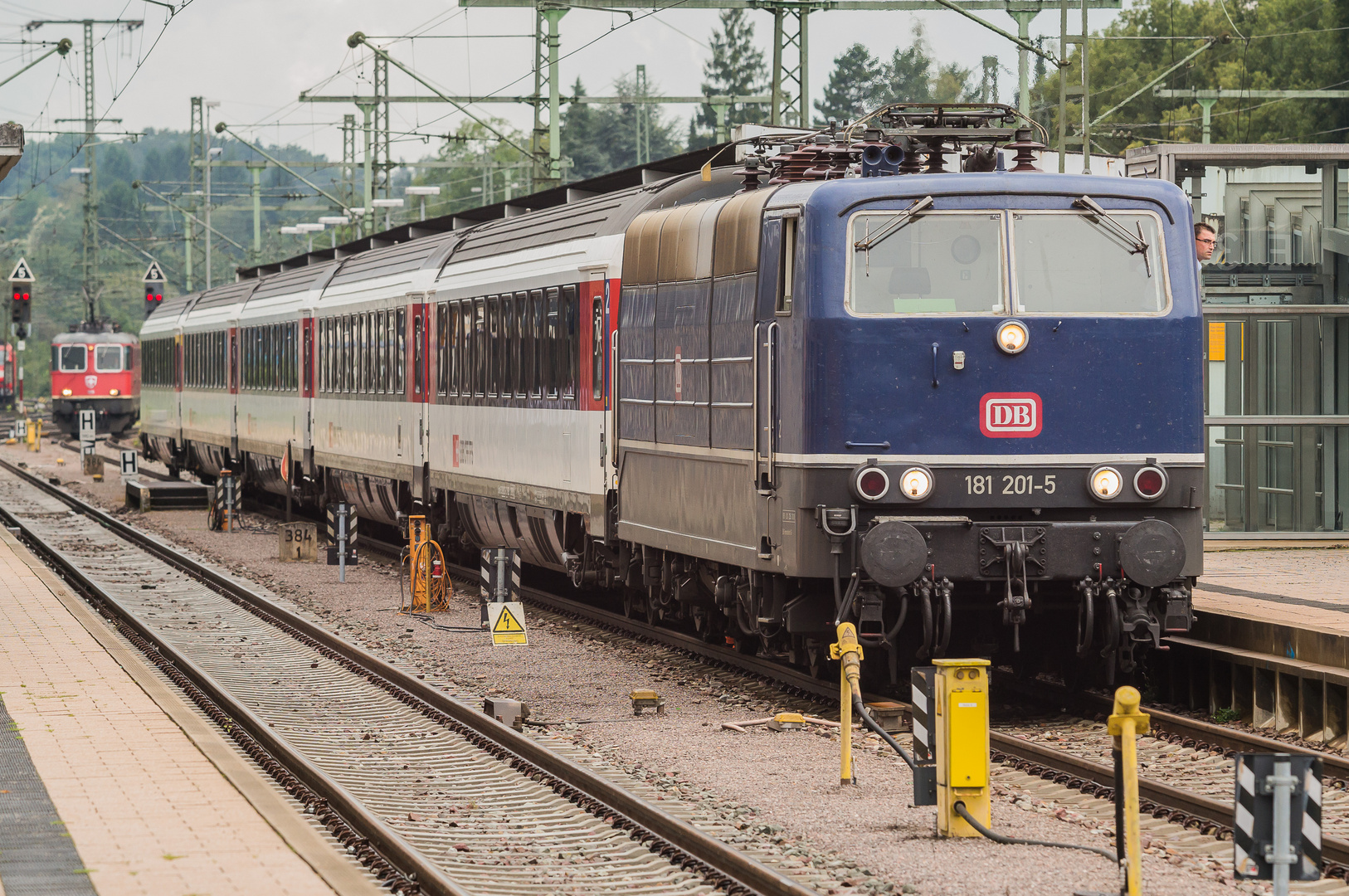 IC 187 mit 181 201 aus Stuttgart