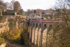 IC Liège -Luxembourg auf dem Viaduc de Pulvermühl