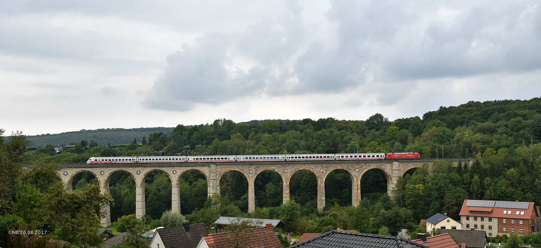 IC2152 Fulda - Düsseldorf auf dem Altenbekener Viadukt