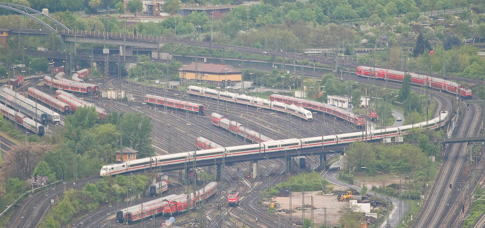 ICE 1 überm "Mainzer Becken"